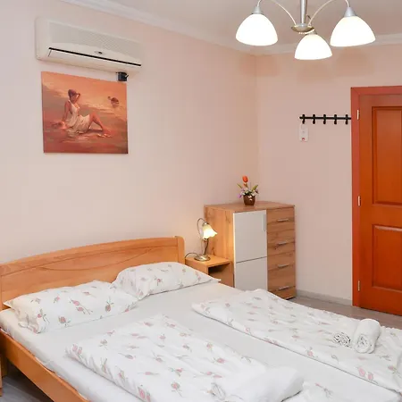 Bed & Breakfast Major Panzio Es Etterem