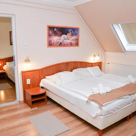 Bed & Breakfast Major Panzio Es Etterem Hajduszoboszlo