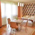B&B Major Panzio Es Etterem