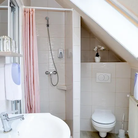 Alojamento de Acomodação e Pequeno-almoço Major Panzió és étterem Hajdúszoboszló