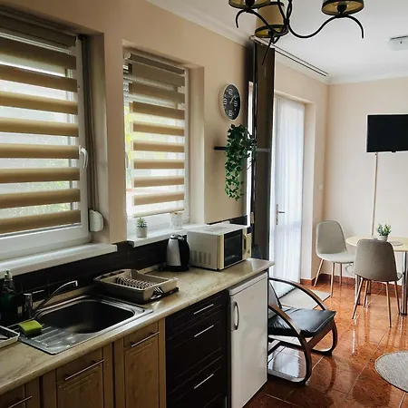 Alojamento de Acomodação e Pequeno-almoço Major Panzió és étterem 3*