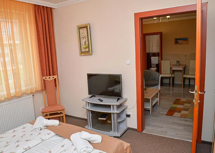 B&B Major Panzio Es Etterem